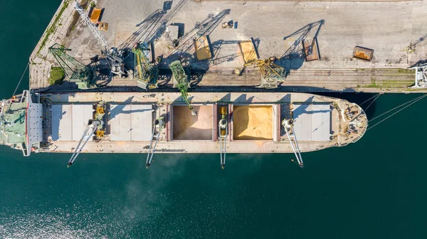 Loading Dry Cargo Ship Wheat Cranes Port Top View Loading — Stock Photo, Image