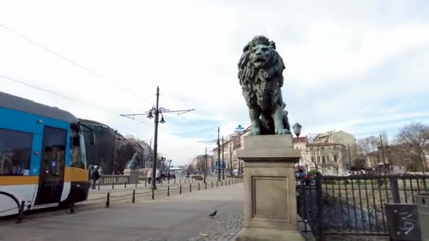 Sofia Bulgarie Mars 2023 Tram Urbain Sur Pont Des Lions — Video