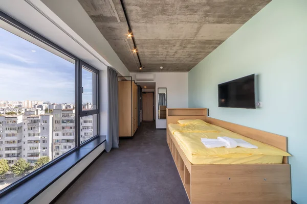 Einfaches Studentenwohnheim Schlafzimmer Hostel Schlafsaal Campus — Stockfoto
