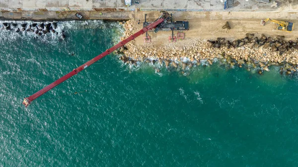 Luftaufnahme Der Uferbaustelle Mit Bagger Und Kran Kran Arbeitet Einer — Stockfoto