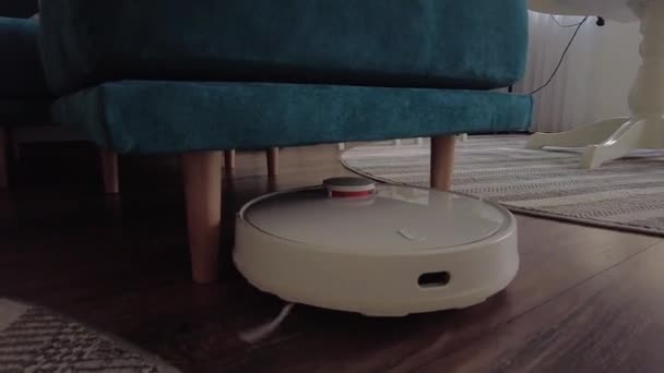 Robot Vacío Limpieza Casa Robot Aspiradora Hogar Moderno Tecnología Limpieza — Vídeos de Stock