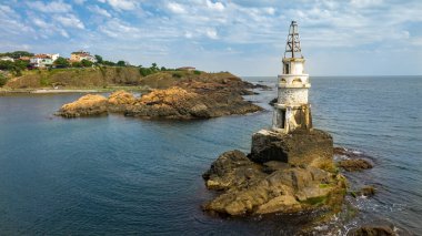 Bağlantı noktası Ahtopol, Karadeniz, Bulgaristan'da eski deniz feneri.