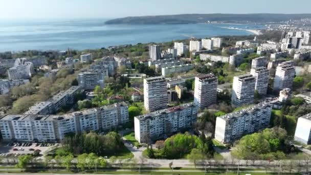 Hermoso Paisaje Urbano Sobre Ciudad Varna Bulgaria Vista Aérea Panorámica — Vídeos de Stock