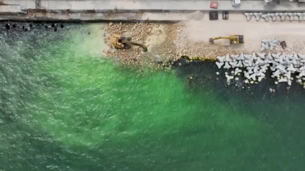 Aerial View Waterfront Construction Site Excavator Excavator Working Breakwater Construction — Stock Video