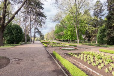 Bulgaristan 'ın Dobrich kentindeki Şehir Parkı. Dobrich, Bulgaristan 'ın kuzeydoğu kesiminde yer alıyor.