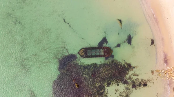 Aerial View Sunken Boat Sunken Ship Shallow Depth Beach — Stock Photo, Image