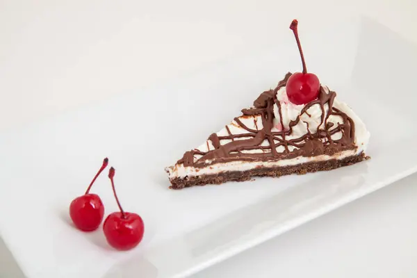 Csokoládé Torta Cseresznyével — Stock Fotó