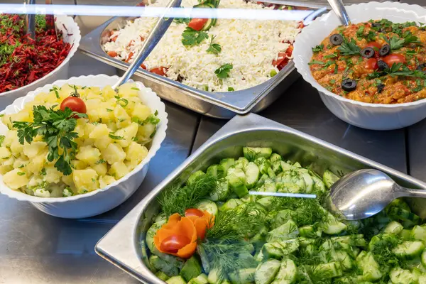 Essen Zum Mitnehmen Schaufenster Essen Für Hause Salate — Stockfoto