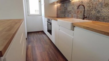 Yeni modern mutfak. Yeni evim. İç mekan 