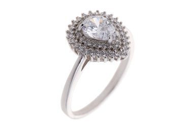 Elmaslı, beyaz tenli, beyaz altın nişan yüzüğü.