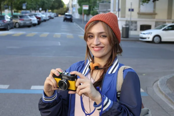 Studentin Touristin Macht Foto Der Stadt — Stockfoto
