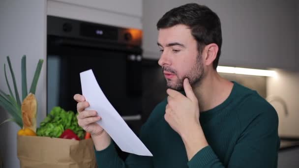 Close Footage Handsome Young Man Reading Paper Home Kitchen — Stock Video