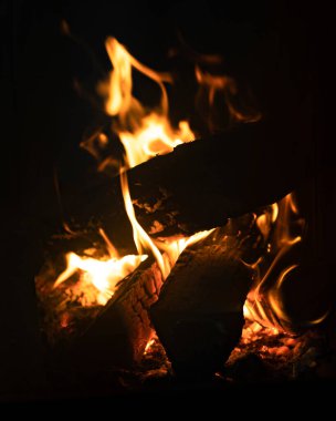 yakacak odun yanan şömine yakın çekim