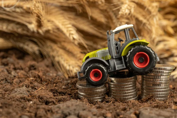 Tractor Money Background Spikelets Wheat Export Grain Agriculture Rising Prices — Stock Photo, Image