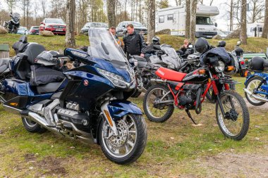 İsveç, Tydinge 1 Mayıs 2022: Sergide güzel bir spor klasik motosikleti