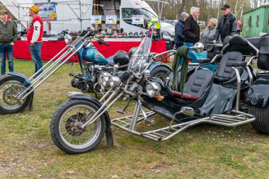 İsveç, Tydinge 1 Mayıs 2022: Sergide güzel bir spor klasik motosikleti