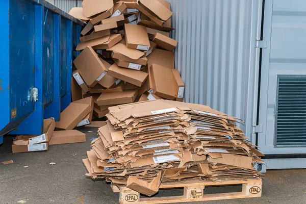 stock image Sweden, Malmo  November 15, 2022: Many carton packages, sorting out carton boxes on a fabric
