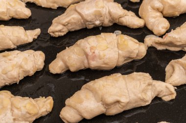 Ev yapımı, el yapımı kruvasan, hamur. Bir sürü Fransız kruvasanı, lezzetli yemekler, hazırlık, yemek.. 