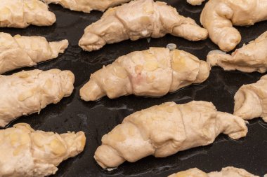 Ev yapımı, el yapımı kruvasan, hamur. Bir sürü Fransız kruvasanı, lezzetli yemekler, hazırlık, yemek.. 