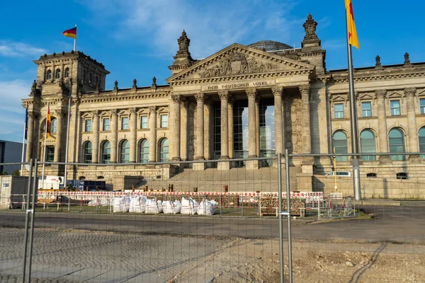 Berlin Németország 2022 Kilátás Reichstag Homlokzatára Berlinben Felújítás Során — Stock Fotó