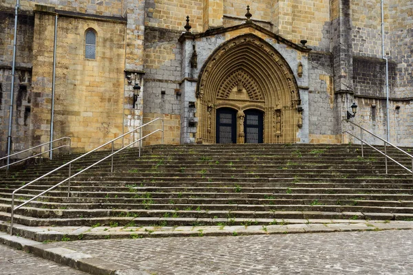 Gereja Katolik Santa Maria Gernika Lumo Negara Basque Spanyol Stok Foto Bebas Royalti