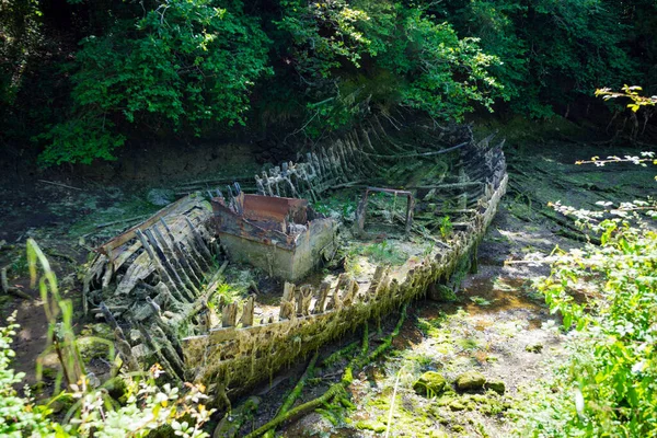 Scafo Una Barca Legno Distrutta Una Vecchia Barca Legno Marcio — Foto Stock