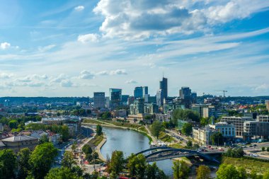 Vilnius şehri, Litvanya 'nın başkenti. Gediminas Kulesi 'nden görüntüle