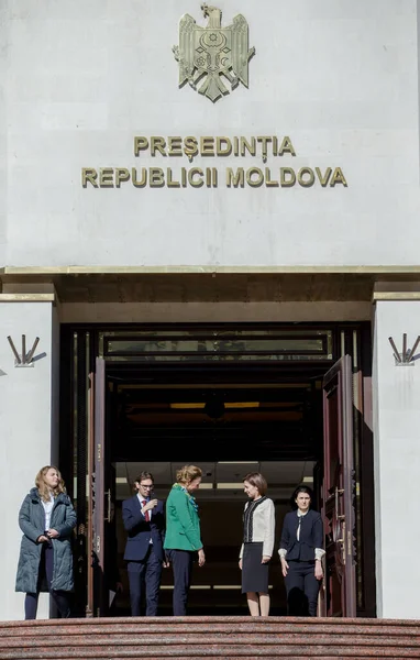 Chisinau, Moldova - 30 Mart 2023: Maia Sandu Avrupa Konseyi Genel Sekreteri Marija Pejcinoviç Buriç ile bir görüşme yaptı