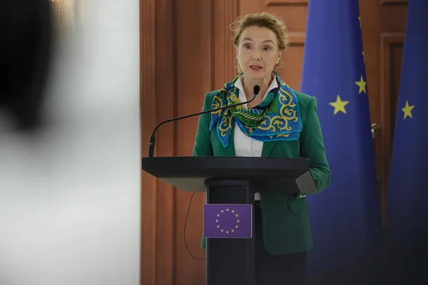 Chisinau, Moldova - 30 Mart 2023: Maia Sandu Avrupa Konseyi Genel Sekreteri Marija Pejcinoviç Buriç ile bir görüşme yaptı