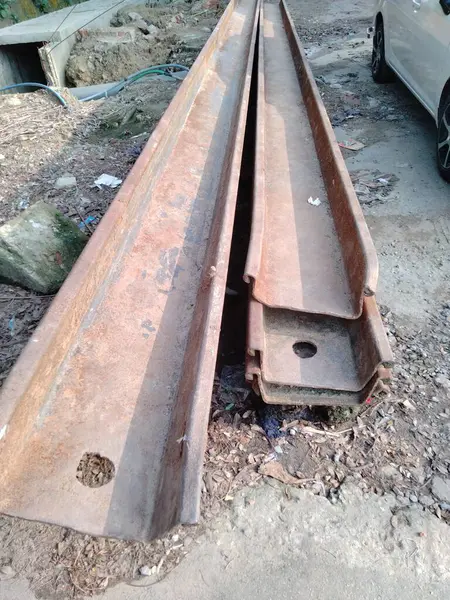 Çelik resmi yapıştırıyorum, çelik resmi yapıştırıyorum.