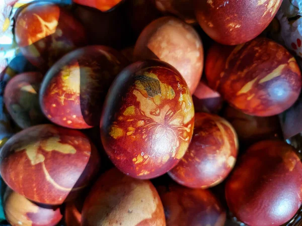 Macro Tiro Ovos Easter Decorados Com Fábricas Naturais Flores Flor — Fotografia de Stock