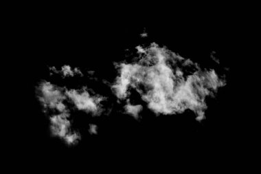 Siyah arkaplanda bulutlar. Beyaz bulutluluk, sis arkaplanı