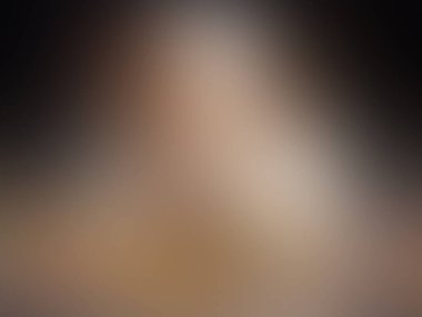 Bir insanın yüzünün bulanık bir görüntüsü