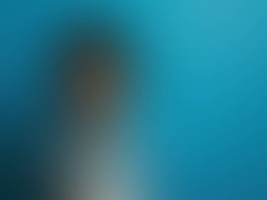 bulanık arkaplanı olan bir kişinin bulanık görüntüsü