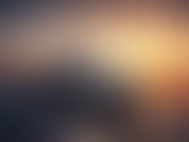 Bulanık bir arkaplan ve uçan tek bir kuş.