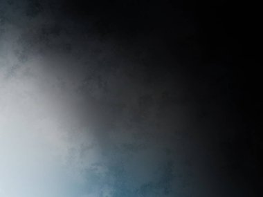 Snowboard 'da havada bir kişi