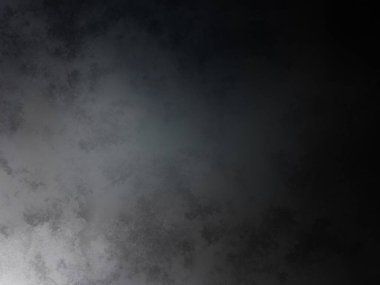 Snowboard 'da havada bir kişi