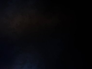 Koyu siyah arkaplan bulanık renk hafif grunge