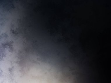 Snowboard 'da havada bir kişi