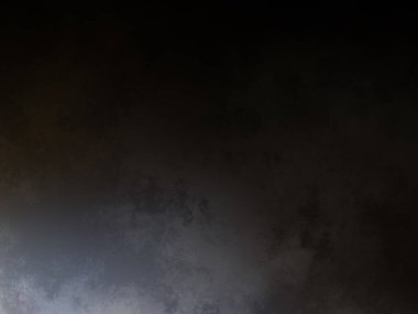 Karlı bir yüzeyde snowboard süren bir insan.