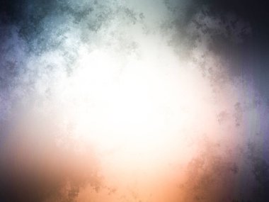 Kaykay rampasında kaykay süren biri.