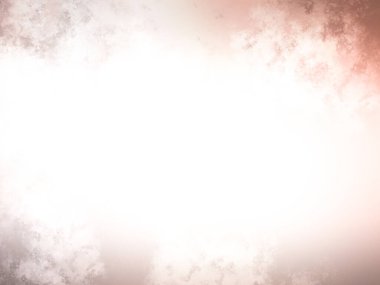 Karlı bir yüzeyde snowboard süren bir insan.