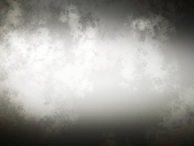 Sörf tahtasında suda bir insan.