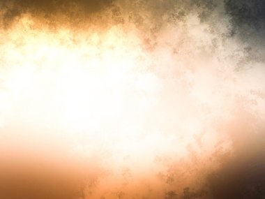 Bulutlu bir günde kaykay süren biri.