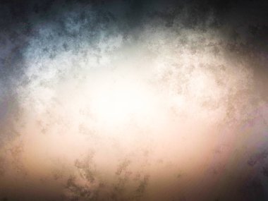 Sörf tahtasında suda bir insan.