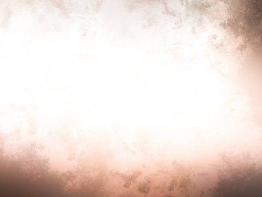 Tarlada ata binen bir insan.