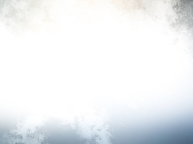 Sörf tahtasında sörf yapan bir insan.