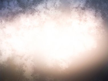 Sörf tahtasında sörf yapan bir insan.