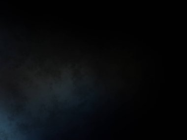 Elinde mikrofon tutan takım elbiseli ve kravatlı bir adam.