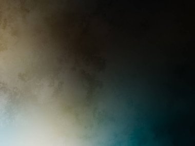 Sörf tahtasında sörf yapan bir insan.